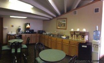Sunflower Inn & Suites - Garden City Bagian luar foto
